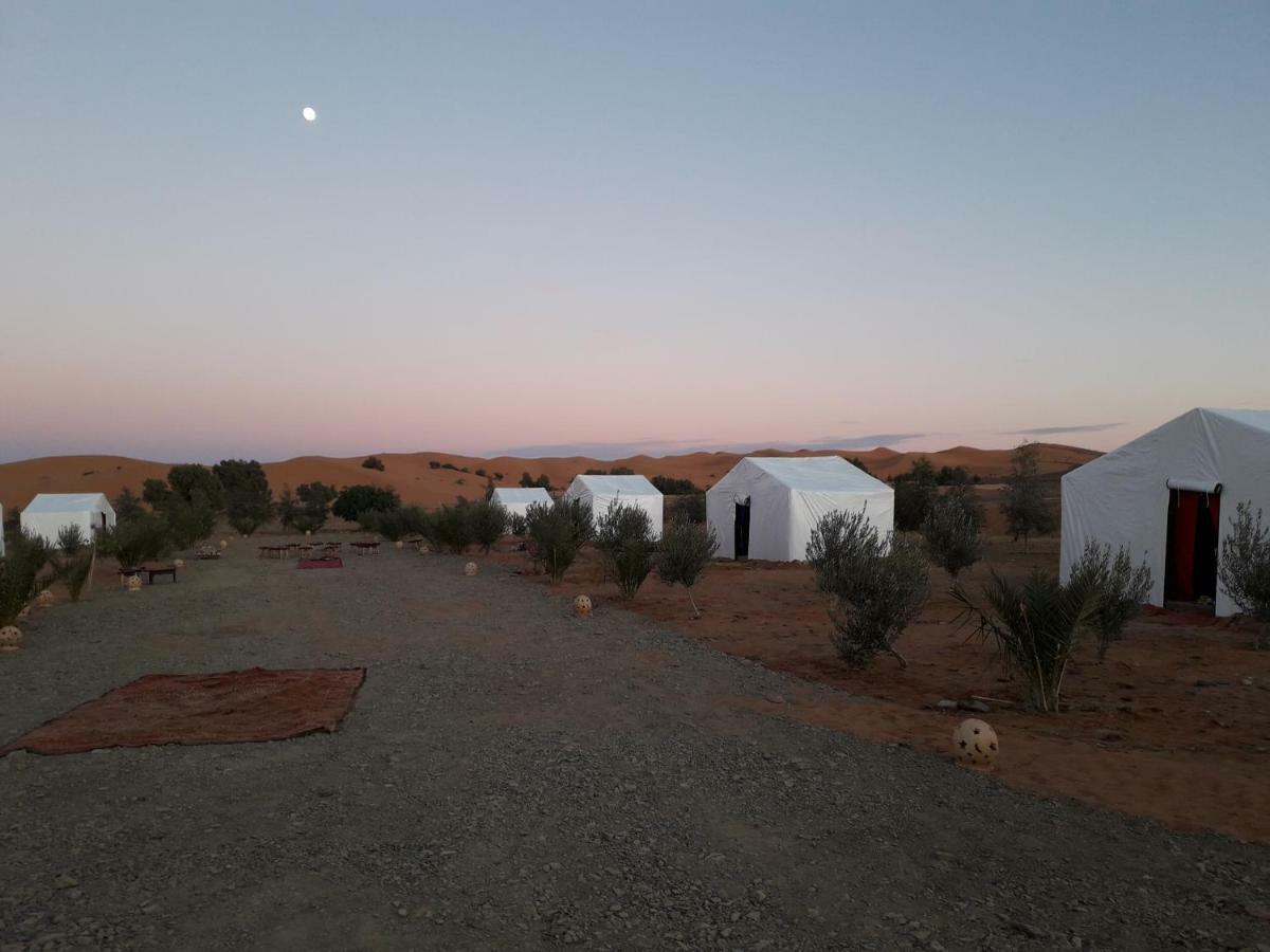 Bivouac Erg Znaigui Otel Merzouga Dış mekan fotoğraf